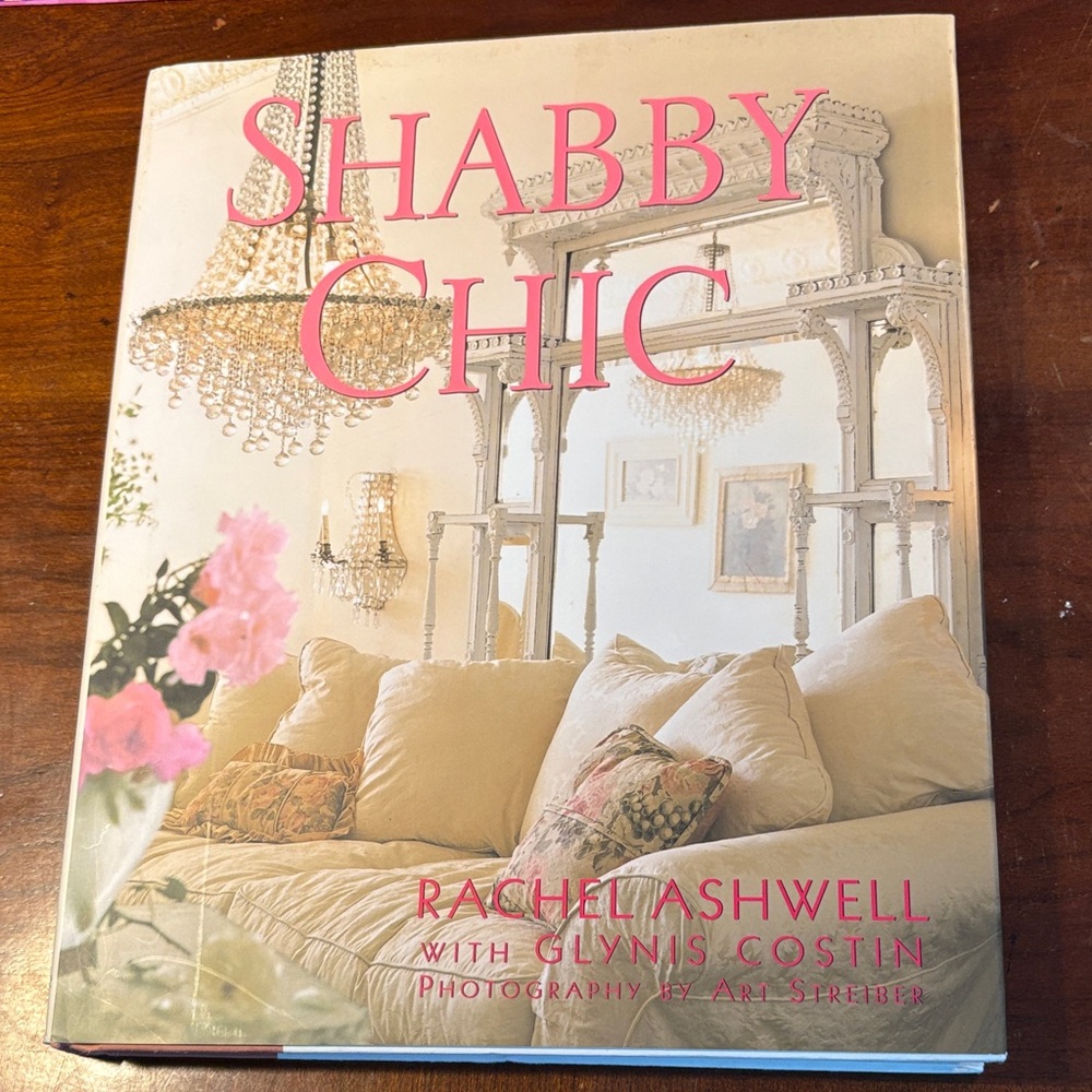 Shabby Chic by Rachel Ashwell. Great condition!